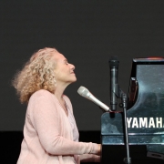 Carole King performing at Mission Estate Winery, Hawke's Bay, Napier, New Zealand.  Photo by Elissa Kline