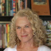 Carole King at Iconoclast Books. Photo by Elissa Kline